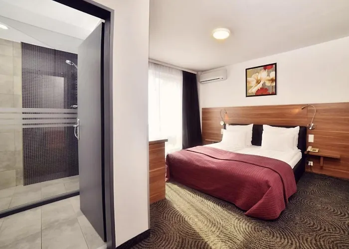 Hotel President